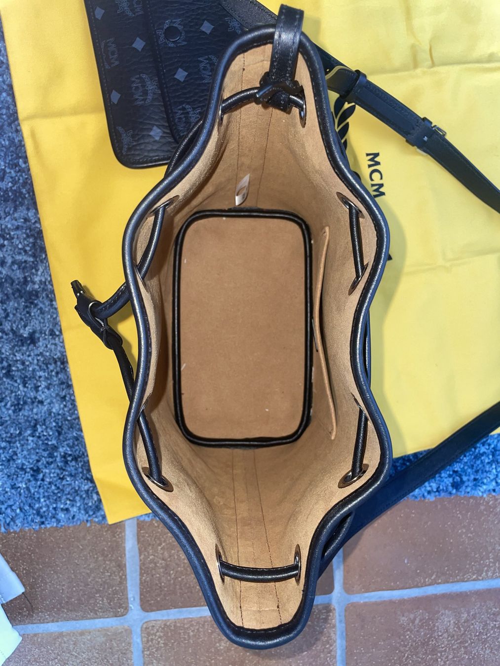 Mcm Borse da donna: MCM Dessau Beuteltasche - ungebraucht – Nuovo (secondo la descrizione) da Brugg AG venduto da end_yb5c 2