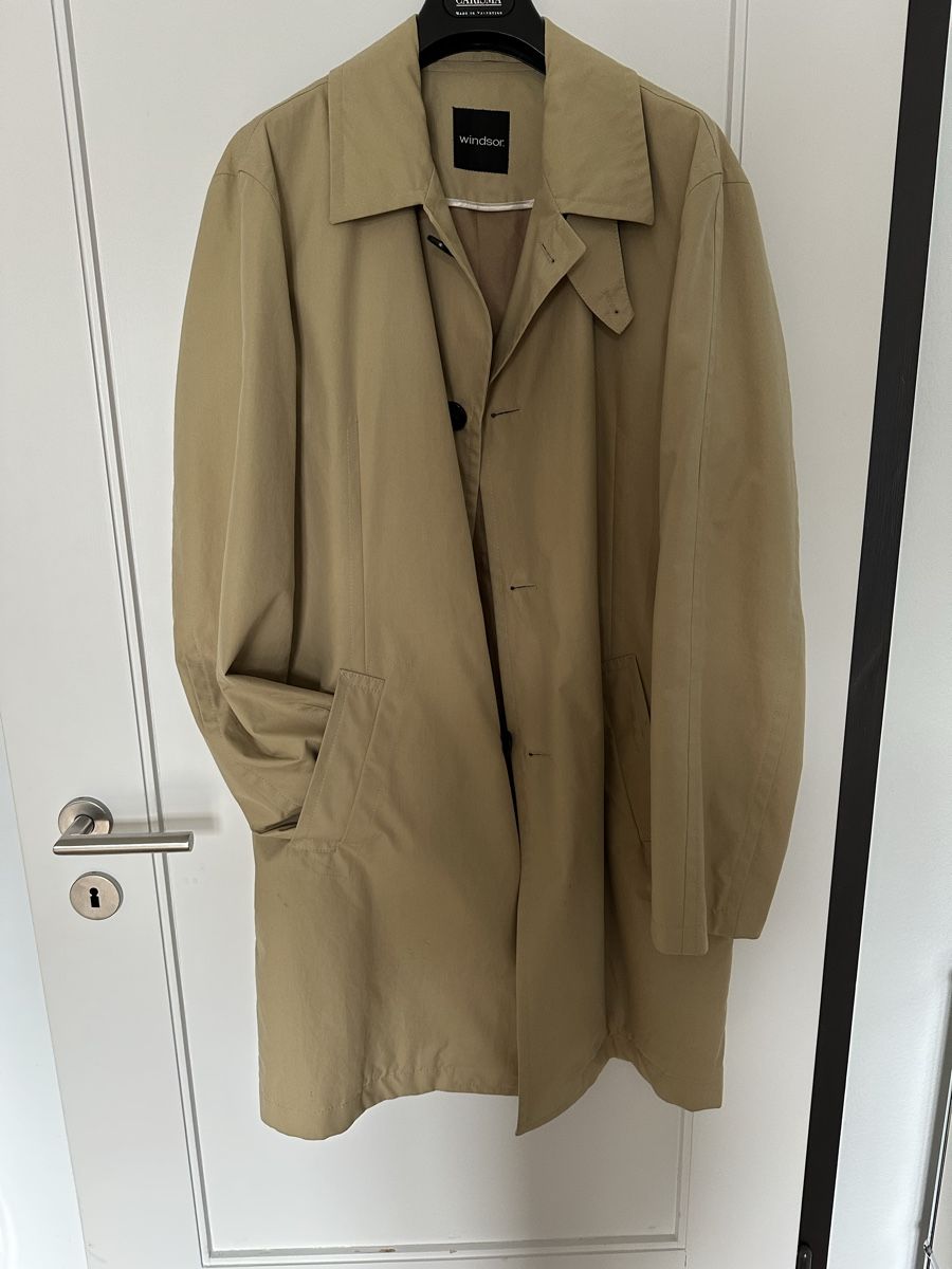 Windsor Cappotti: Trenchcoat unisex WINDSOR – Usato da Weggis venduto da emanjo 2