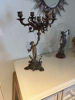 Antiker Kerzenständer mit Amor - Einzigartiges Sammlerstück!