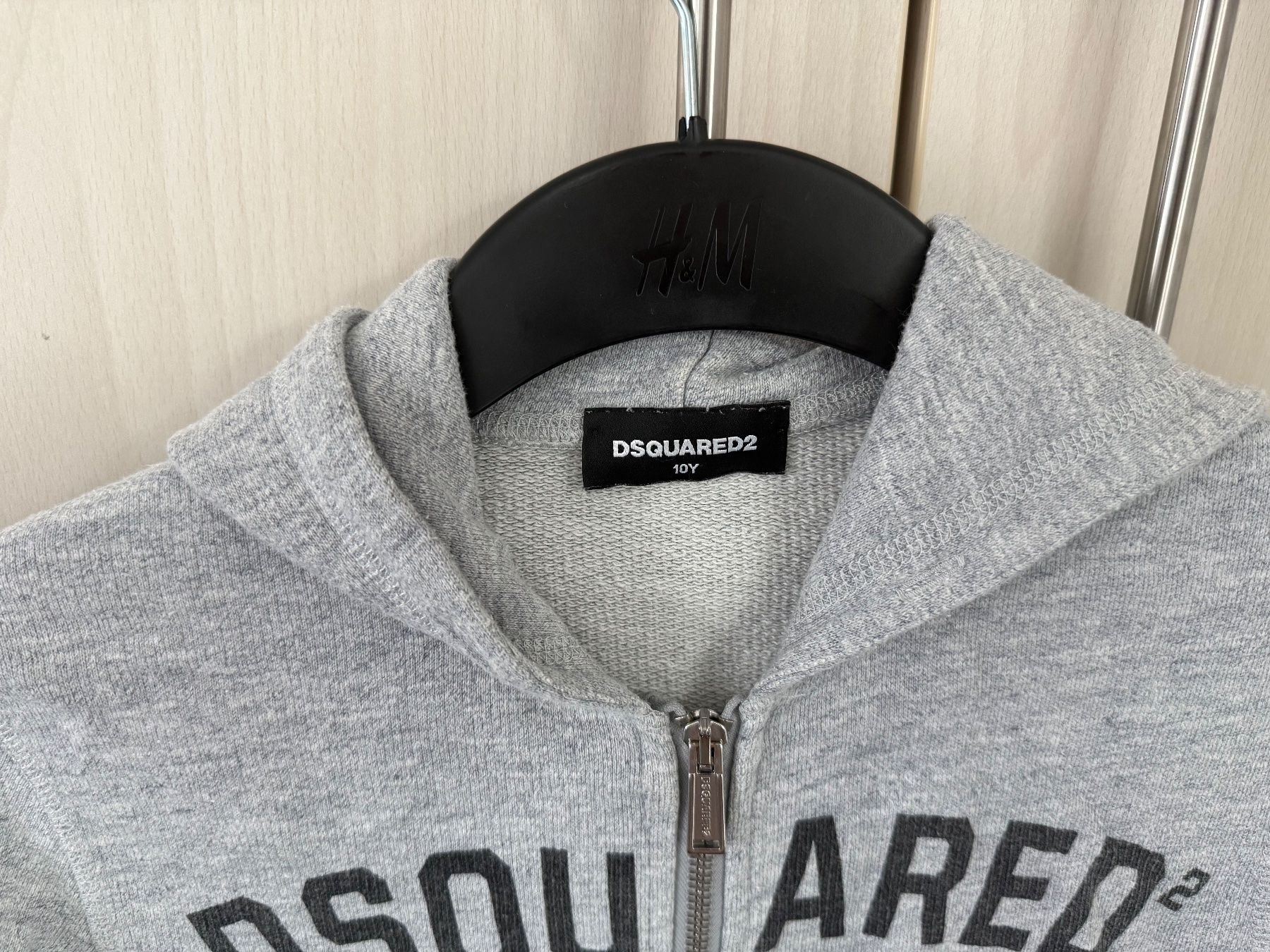 Dsquared2 Giacche & Cappotti: Dsquared2 Zip Hoodie Gr. 144/10Y – Usato da Steinach venduto da tan_8xy9 2