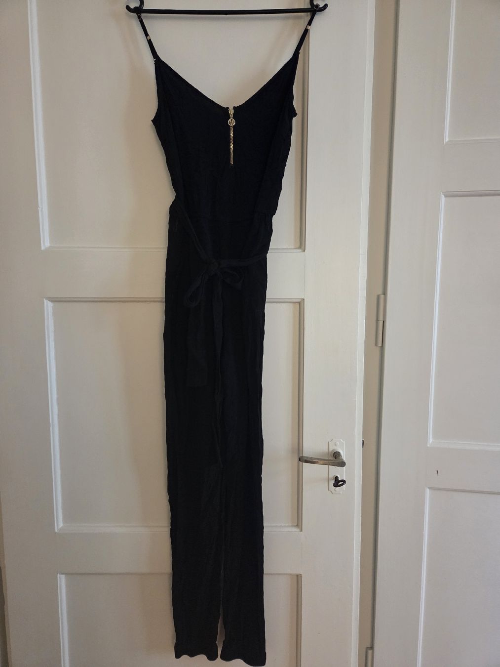 Mango Tute: Mango Overall in Schwarz, Grösse XS – Nuovo (secondo la descrizione) da Bern venduto da Tashmi_BE