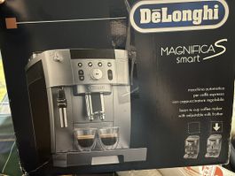 DeLonghi Magnifica Smart à réparer ECAM250.31.SB