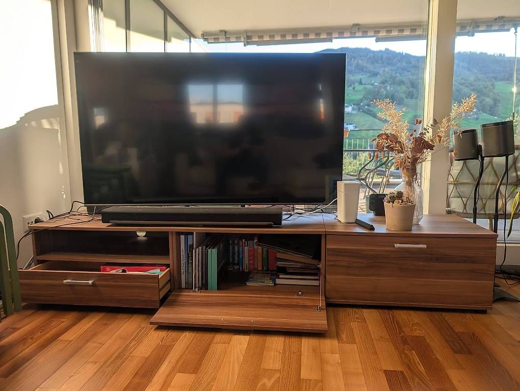 Mobili TV: TV Möbel 3-teilig in Nussbaumoptik – Usato da Siebnen venduto da Pascal_31 1
