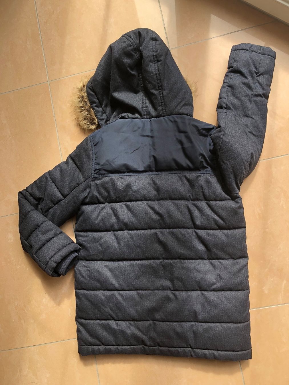 C&A Giacche & Cappotti: Veste très chaude et confortable 146 – Usato da Marly venduto da Kouli 2