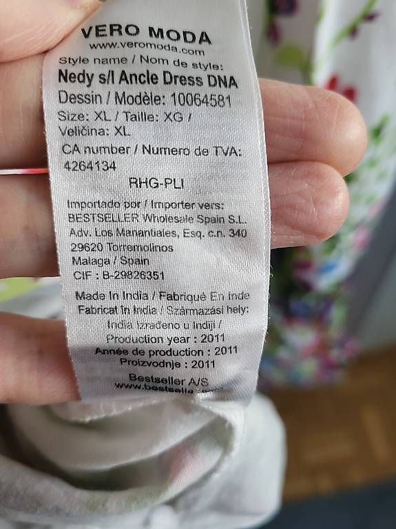 Vestiti: Blumenkleid – Usato da Effretikon venduto da Zebra37 4