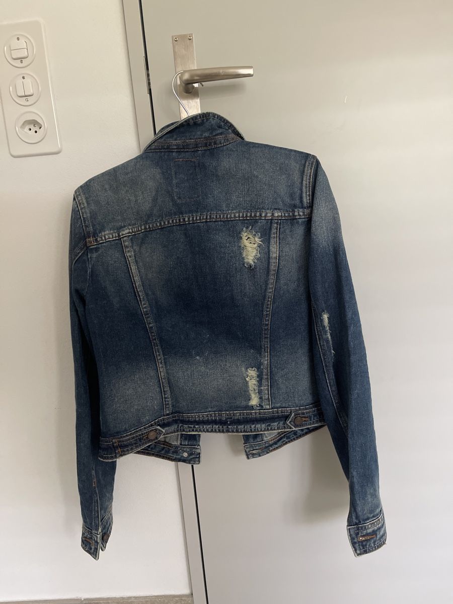 Bershka Giacche: Jeansjacke Bershka – Usato da Zürich venduto da liz_l6f7 1