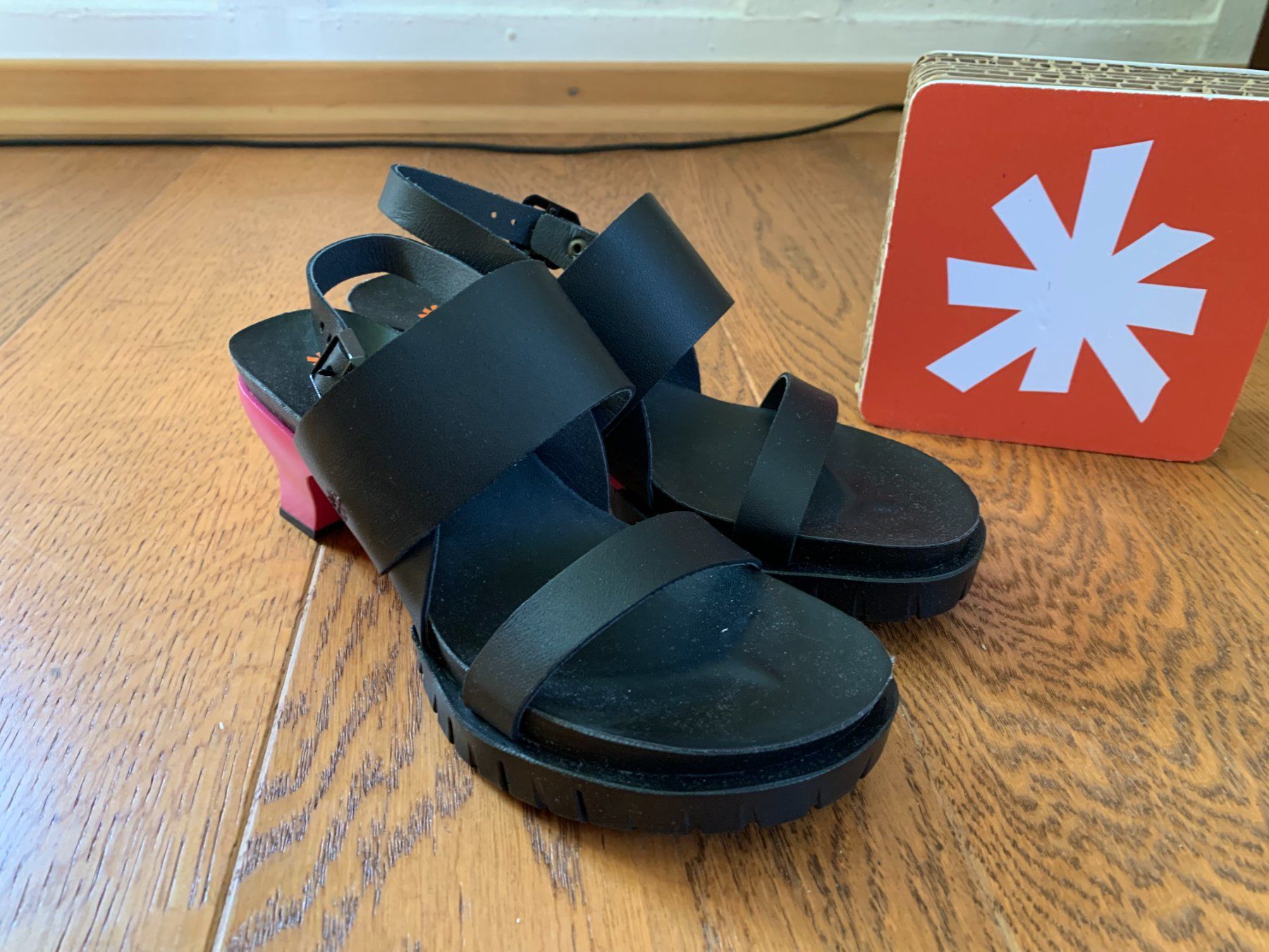 Art Scarpe da donna: Art Long Beach 1963 black Gr.37 – Nuovo (secondo la descrizione) da Zürich venduto da finsti 1