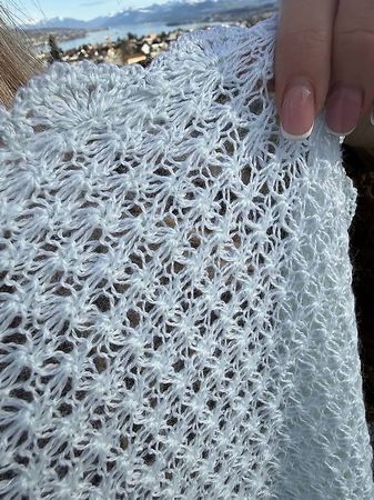 Eleganter handgestrickter Mohair Schal Mint