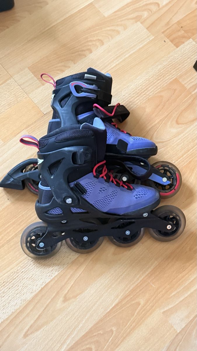 Inline-Skating & Rollschuhe: Gut erhaltene Rollerblades, Grösse 38.5 – Gebraucht aus Bauma von kar_mg9t