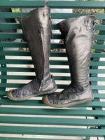 Bottes hautes Patugas en cuir argenté, pointure 39.