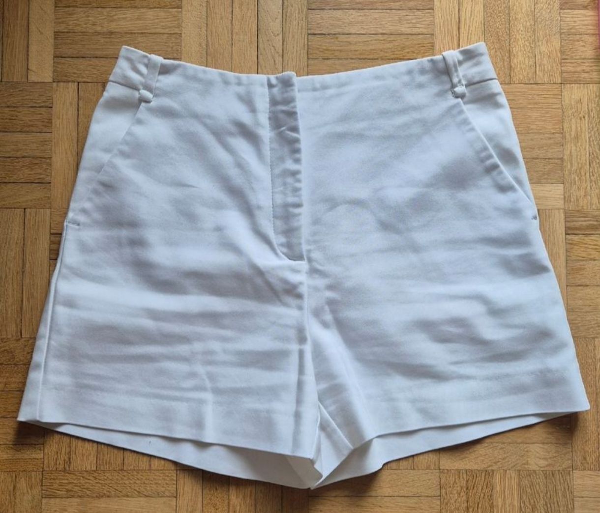 Zara Pantalons: Shorts Zara Gr. S – D'occasion à Stettlen par gpa18