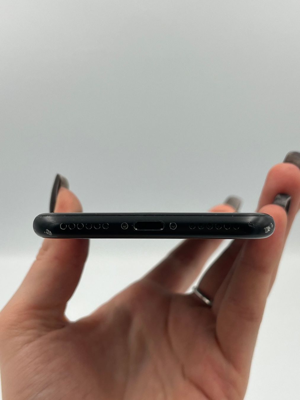 Apple Telefoni cellulari / Smartphones: iPhone 7 128 GB – Usato da Basel venduto da Xani 3