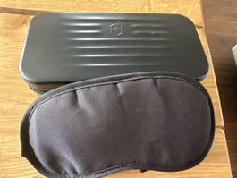Swiss x Victorinox Schlafmaske in Schatulle