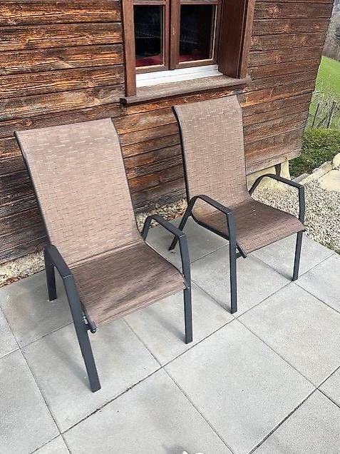 Stühle: Gartenstühle siehe Bild – Gebraucht aus Wynigen von Maette1