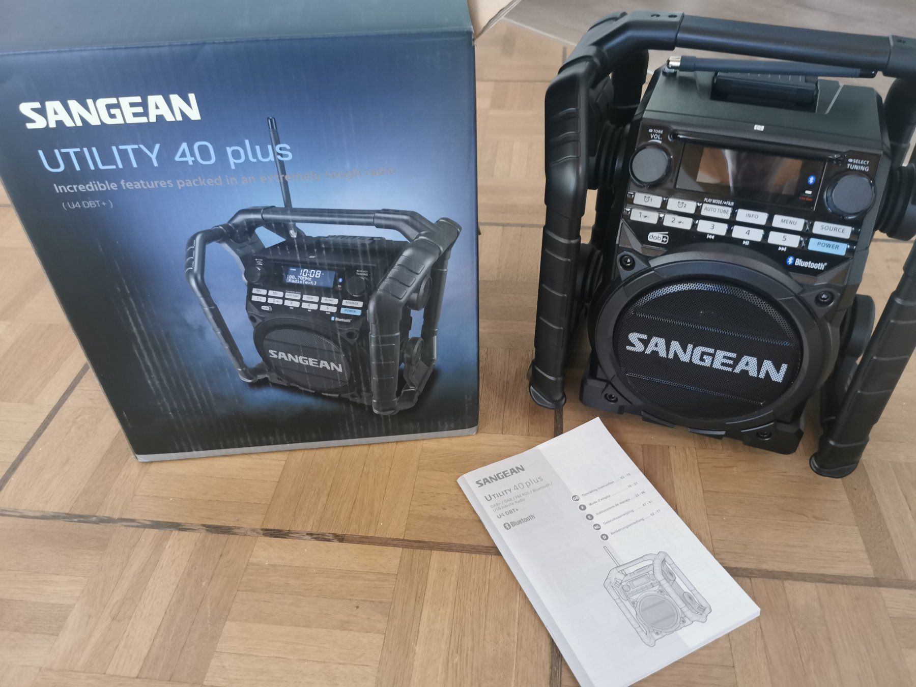 Sangean Radios: SANGEAN Baustellenradio DAB – Gebraucht aus Belp von  1