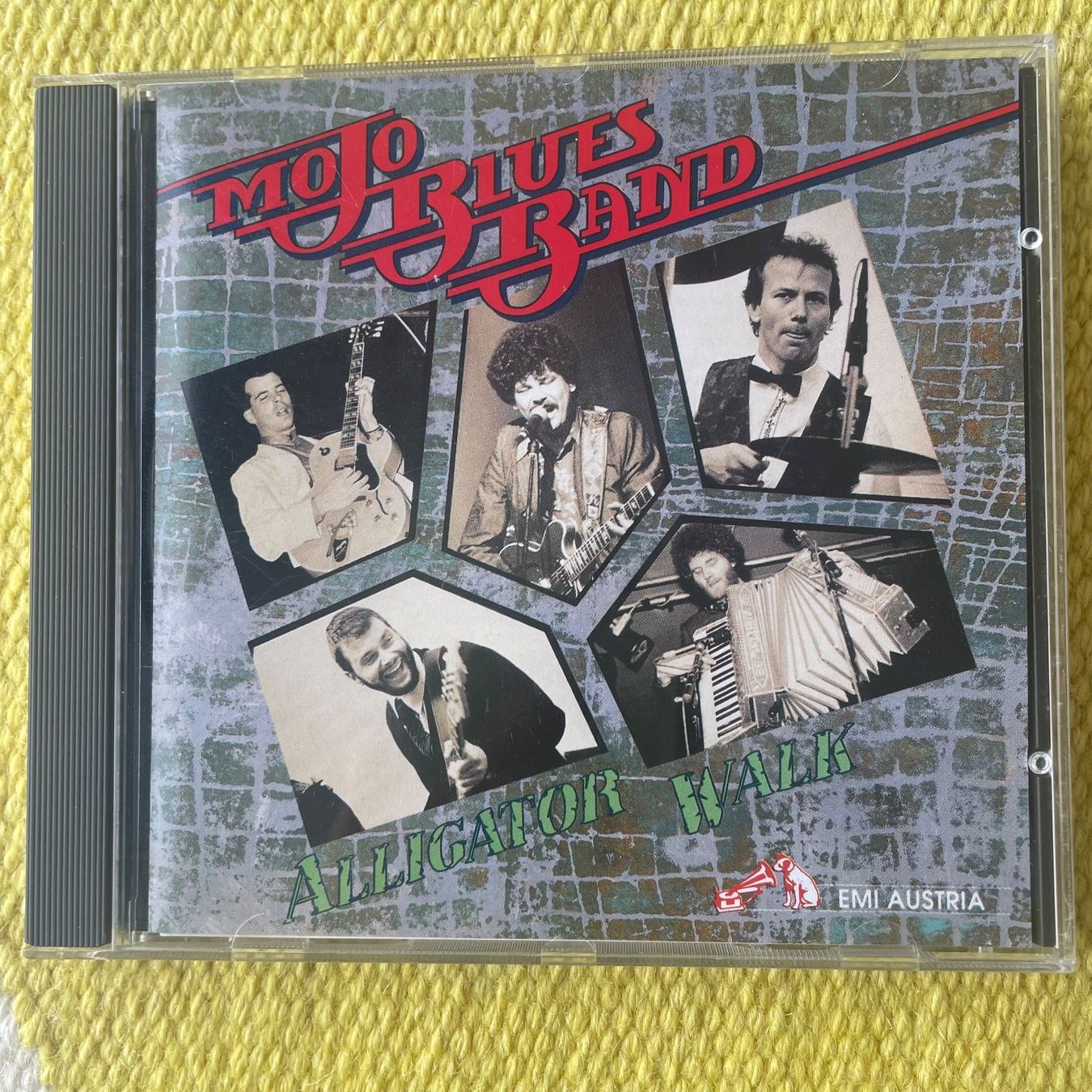 CDs: MOJO BLUES BAND-ALLIGATOR WALK – Gebraucht aus Rorschacherberg von CD-Roli