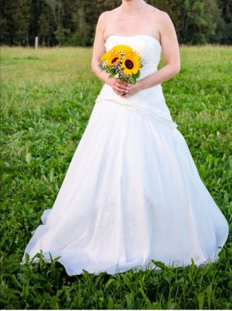 Brautkleid