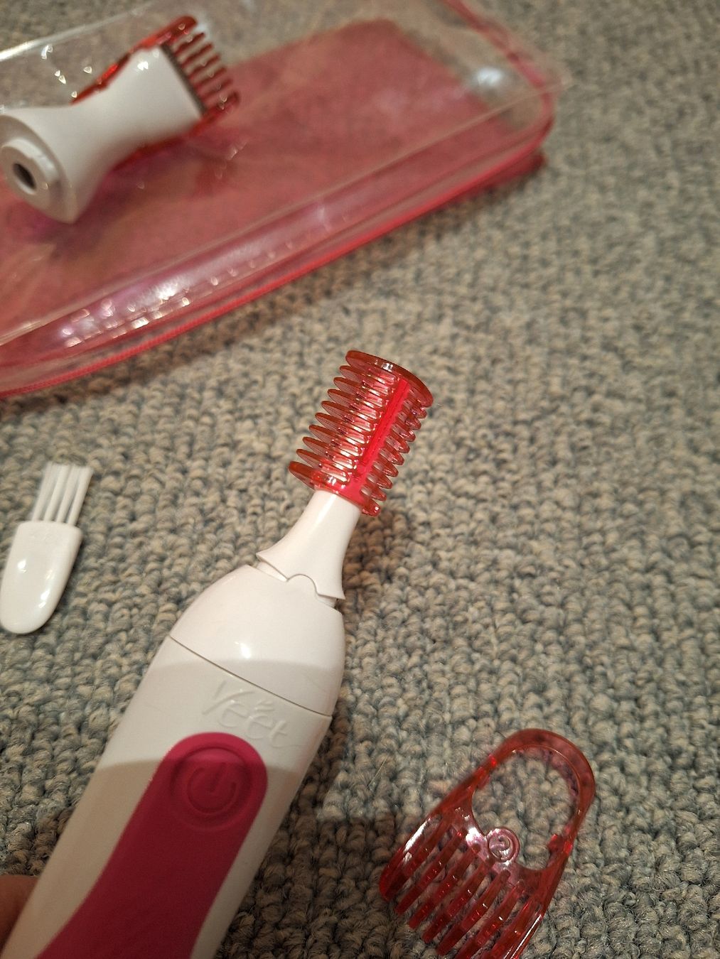 Veet Rasoi & Lamette da barba: Veet Damen Multifuntions Trimmer – Usato da Hägglingen venduto da fab_5sbm 5
