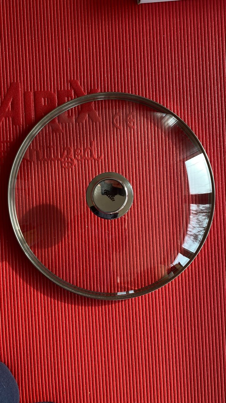 Fissler Padelle: Fissler neuer Glasdeckel 32cm – Nuovo (secondo la descrizione) da Ottenbach venduto da Eggi153