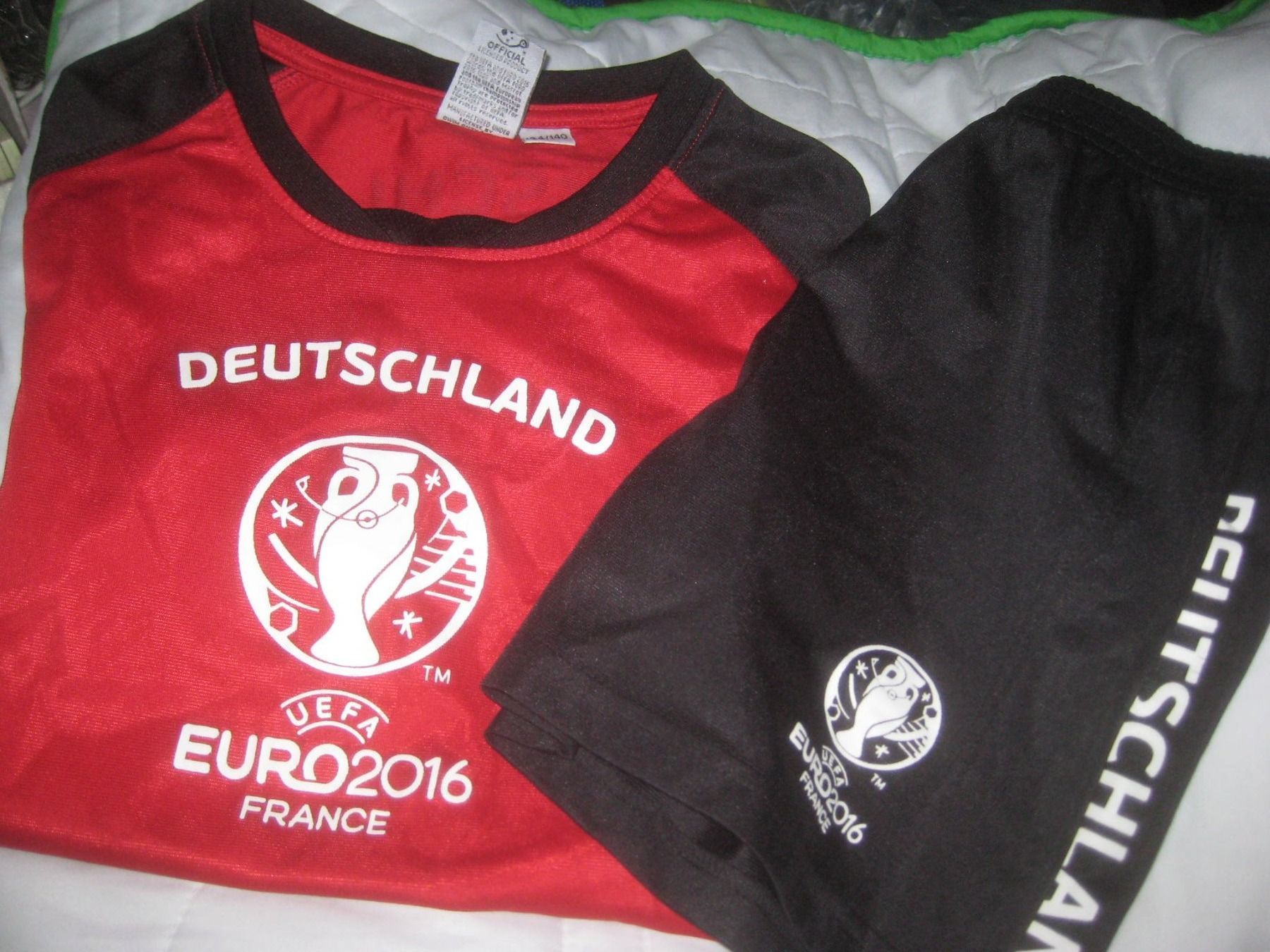 Kleiderpakete & -sets: SPORT  SET  KNABE – Gebraucht aus Uster von flocke1 1
