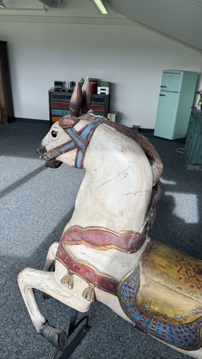 Sculture & Statue: Antikes Karussellpferd – Usato da Uster venduto da AliciaMiller 4