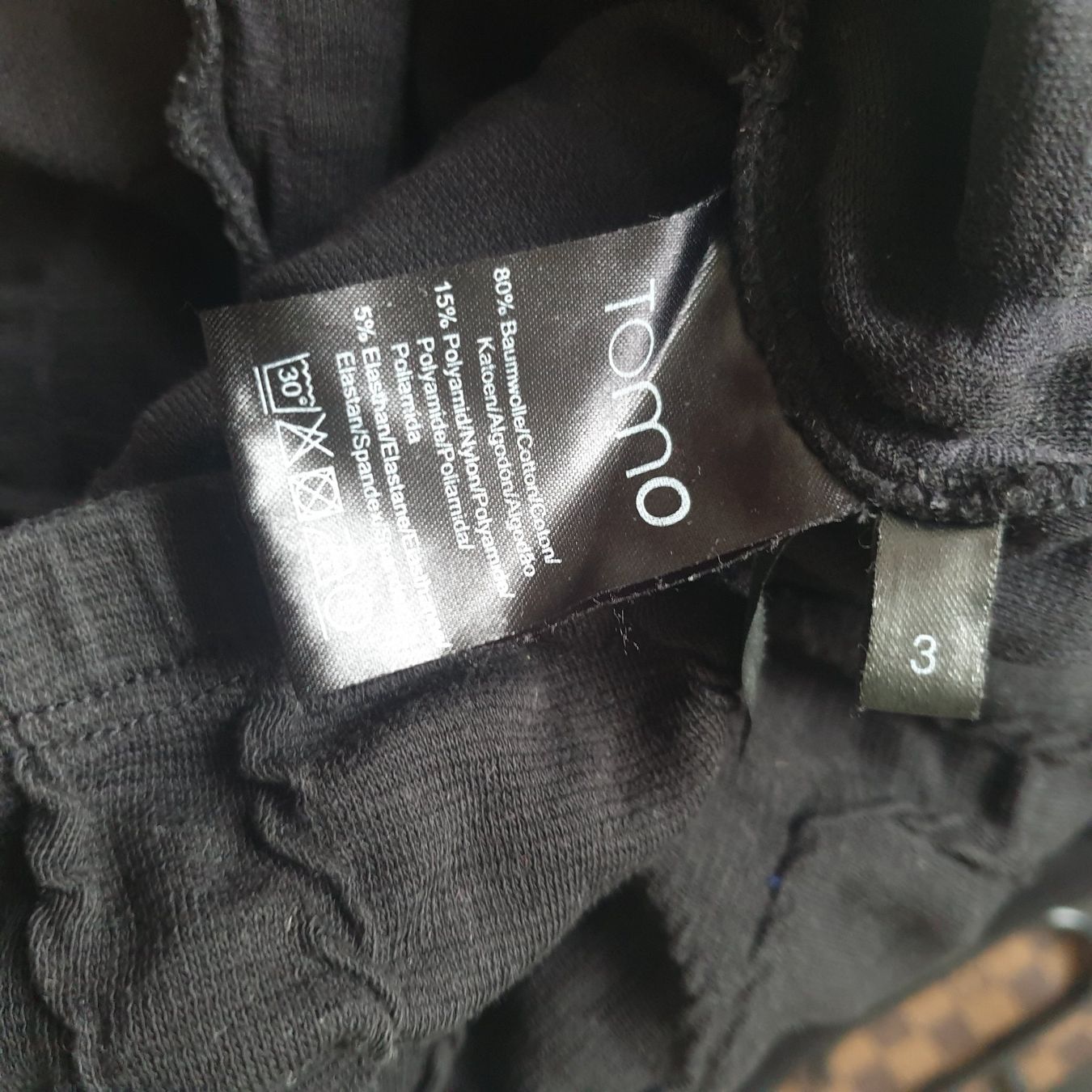Kleider: TOMO schönes Kleid Gr. 3 – Gebraucht aus Frenkendorf von Chrigeli01 5