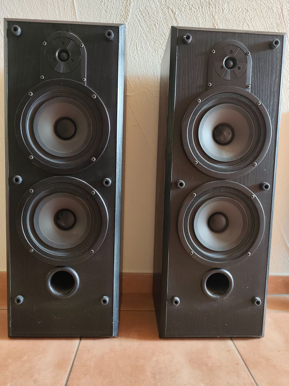 Bowers & Wilkins Lautsprecher: B&W V203 Boxen – Gebraucht aus Schachen LU von Gerggi 1
