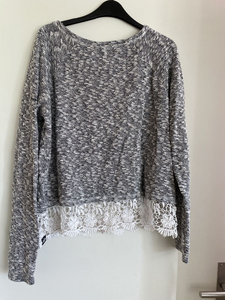Superdry Maglioni & Felpe: Superdry Pullover mit schönem Spitzensaum Gr. L – Usato da Hünenberg venduto da a.u.849 1