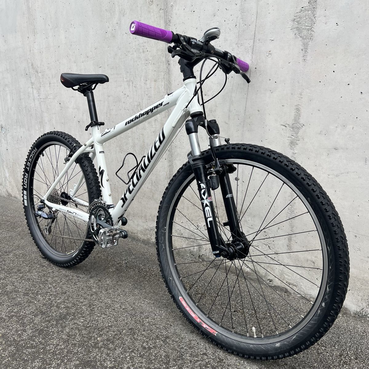 Specialized Biciclette: Specialized Rockhopper mit Shimano Deore LX – Usato da Binningen venduto da olg_yp2x