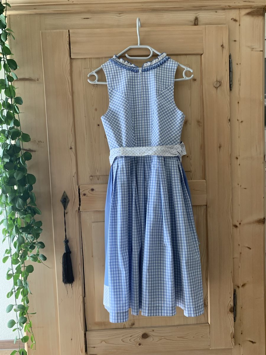 Vestiti: Dirndl – Nuovo (secondo la descrizione) da Wynau venduto da mar_crg6 2