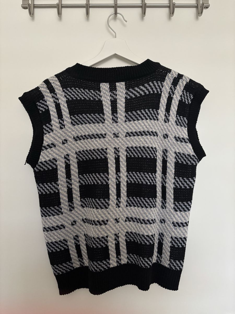Gilets: Strick Weste – Neuf (Voir description) à Hunzenschwil par ede_h8tt 1