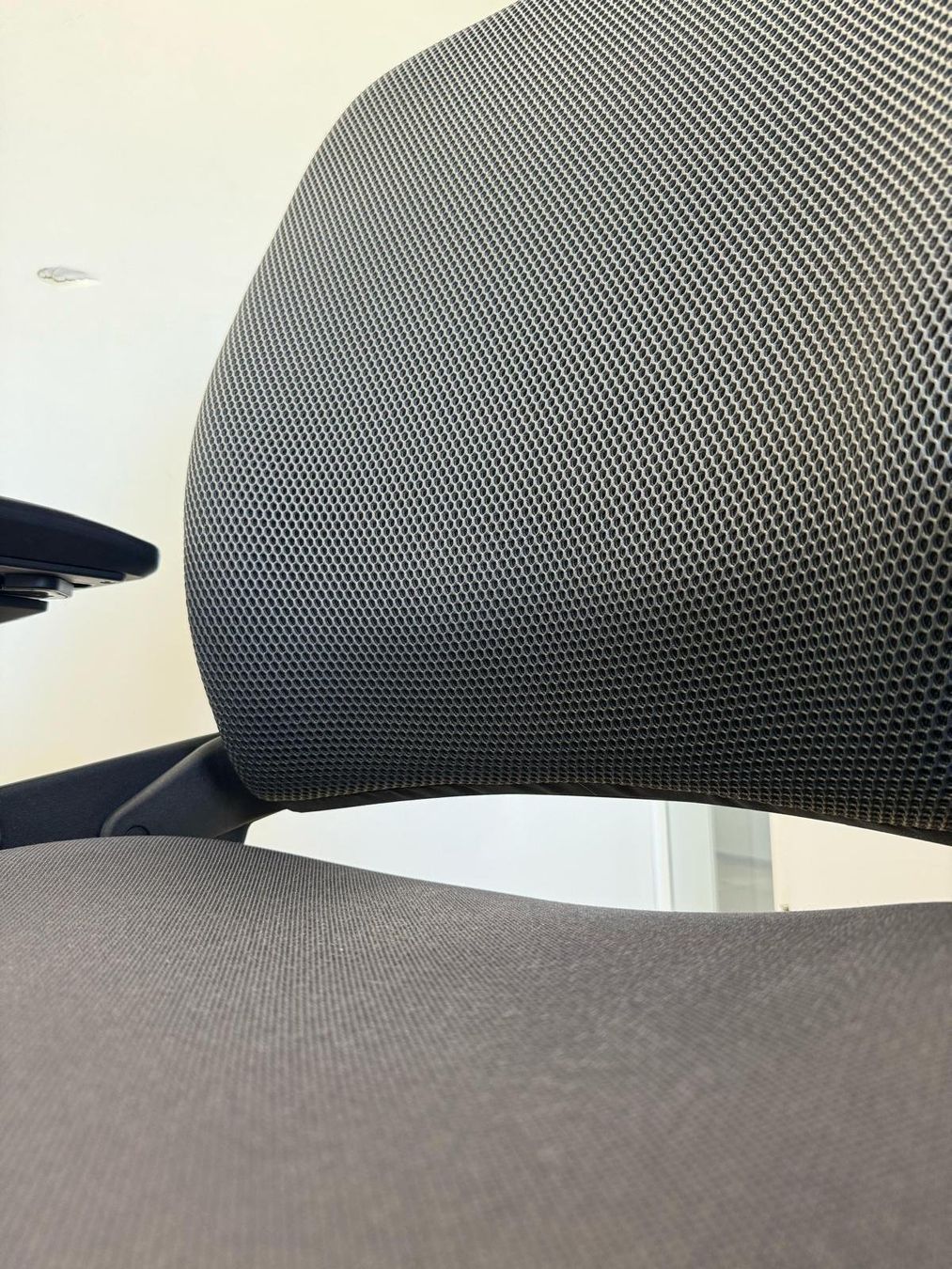Steelcase Chaises: Refurbished Steelcase Leap V2 Full Option Anthracite – D'occasion à Purmerend par Offeco 9