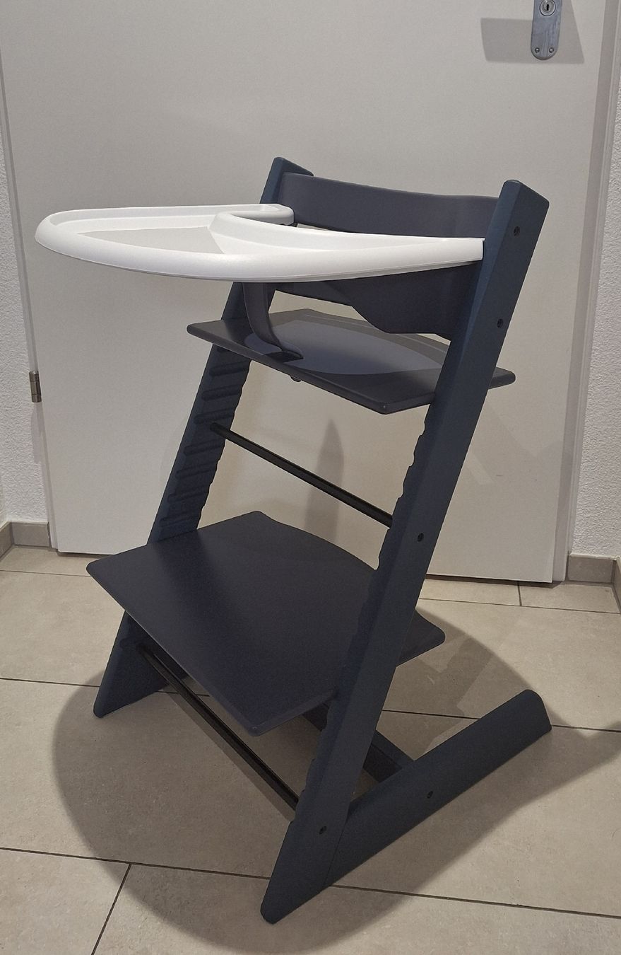 Stokke Hochstühle: Triptrap Stokke mit Baby Set & Traytisch/ Midnightblue – Gebraucht aus Döttingen von DuHaiduc