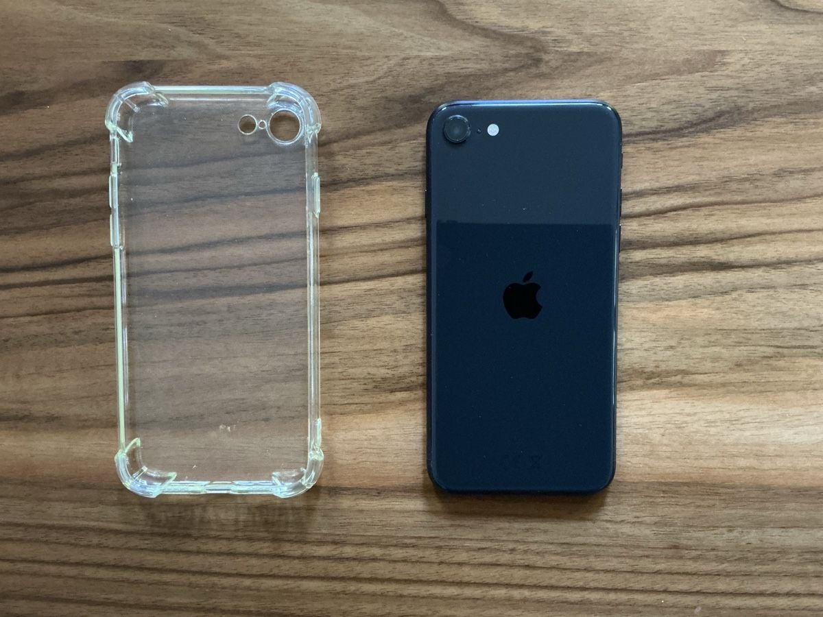 Apple Handys / Smartphones: Apple iPhone SE 64 GB, 2nd Generation, mit Schutzhülle – Neu (gemäss Beschreibung) aus Schlieren von robe46 1