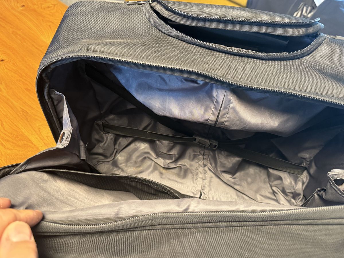 Samsonite Valigie: Samsonite Guardit 2.0 Business Trolley – Usato da Otelfingen venduto da Otto4 4