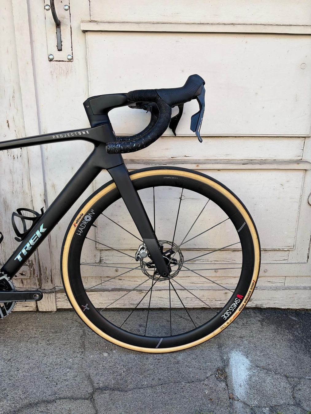 Trek Vélos: TREK Madone Slr 9 Axs Gen8 ProjectOne – D'occasion à Zürich par velo67friend 1