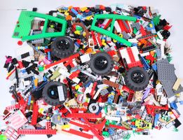 1.5 kg. Legoteile mit Minifiguren