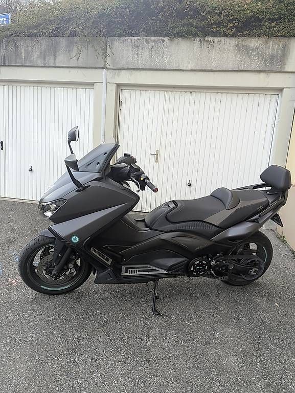 Scooter: Tmax  – Usato da Ecublens VD venduto da vik_l9np 1