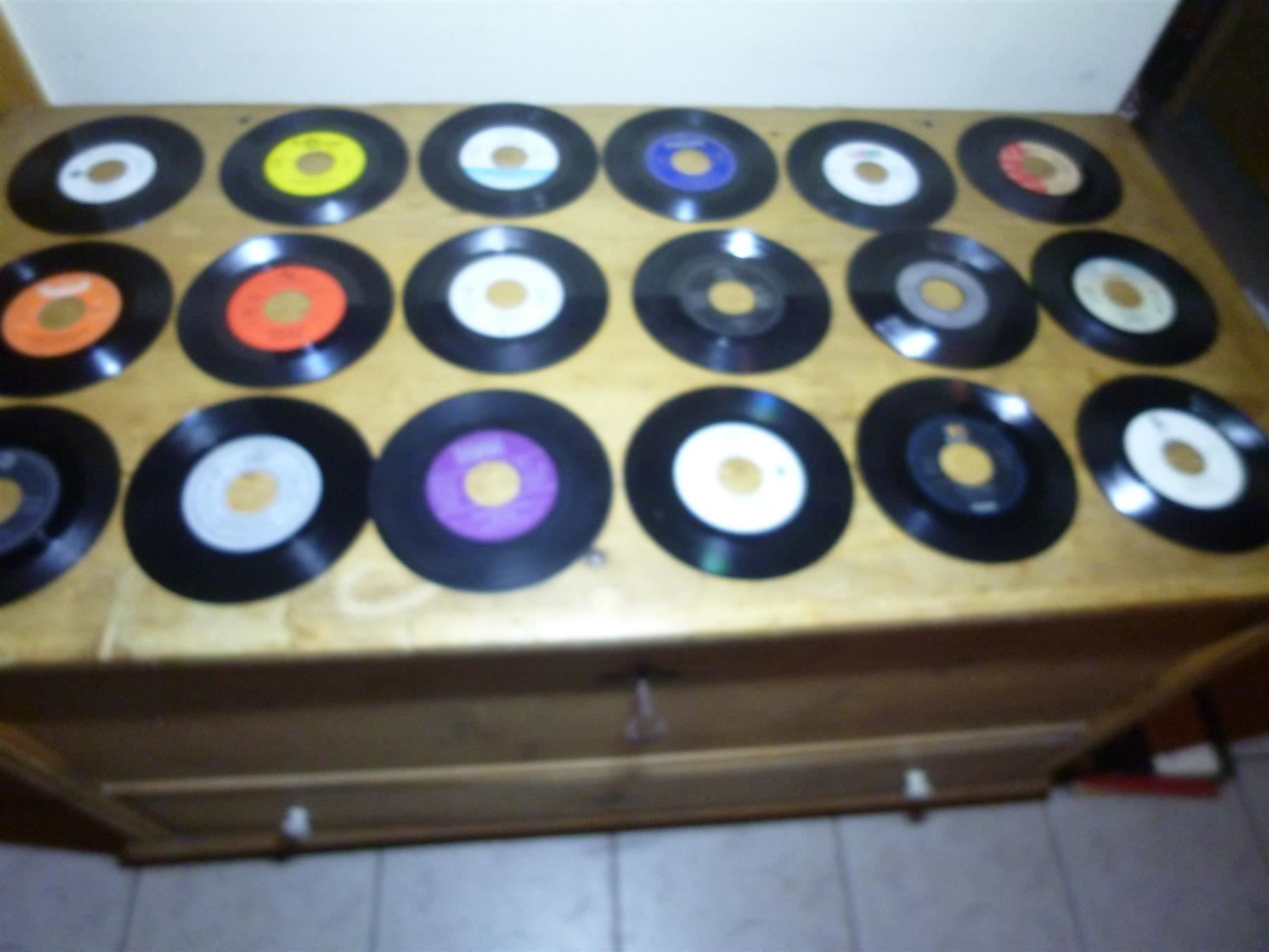 Schallplatten: 18 Single Michael Jackson Elvis Presley Van Halen Rock Candy – Neu und originalverpackt aus Luzern von vinyl24