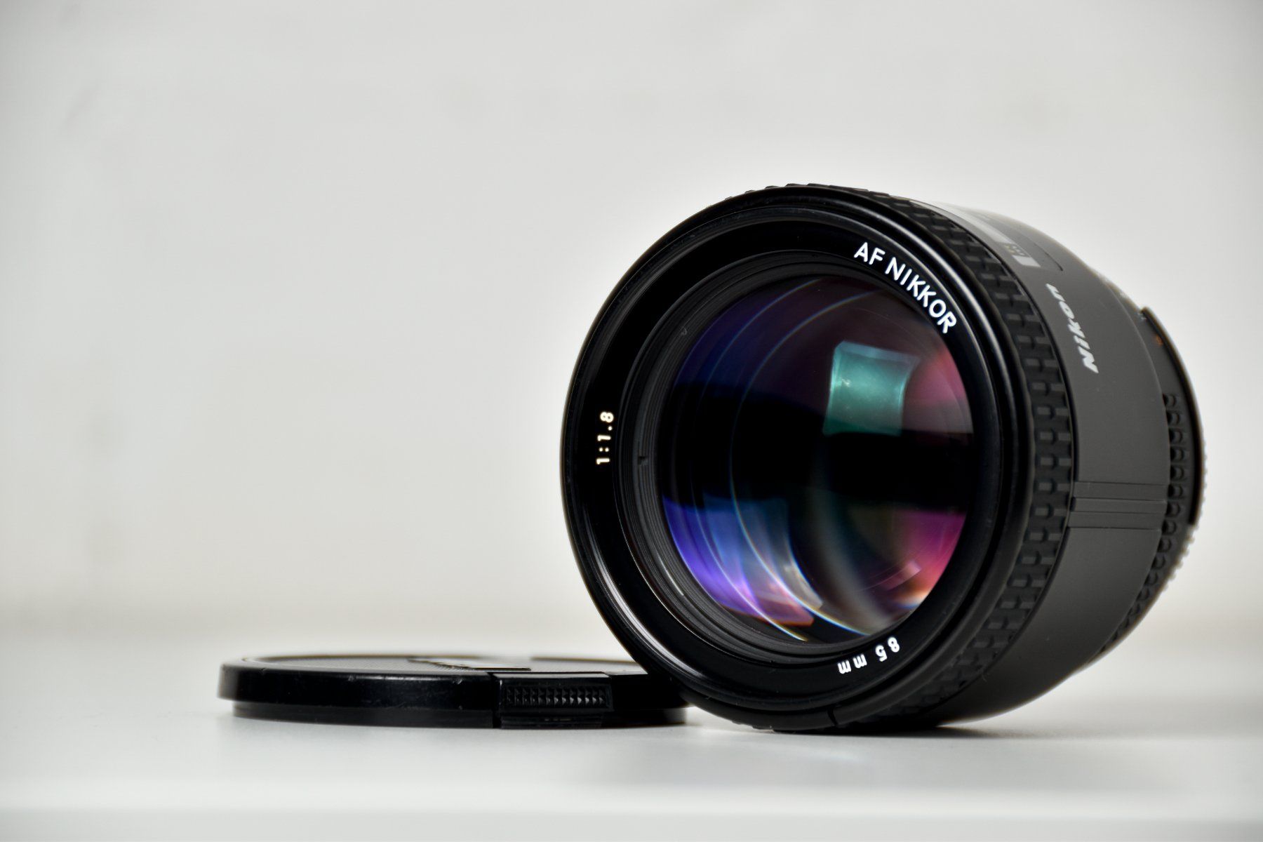 Nikon Obiettivi: Nikon AF Nikkor 85mm 1.8D – Usato da Kloten venduto da Photo_Fan