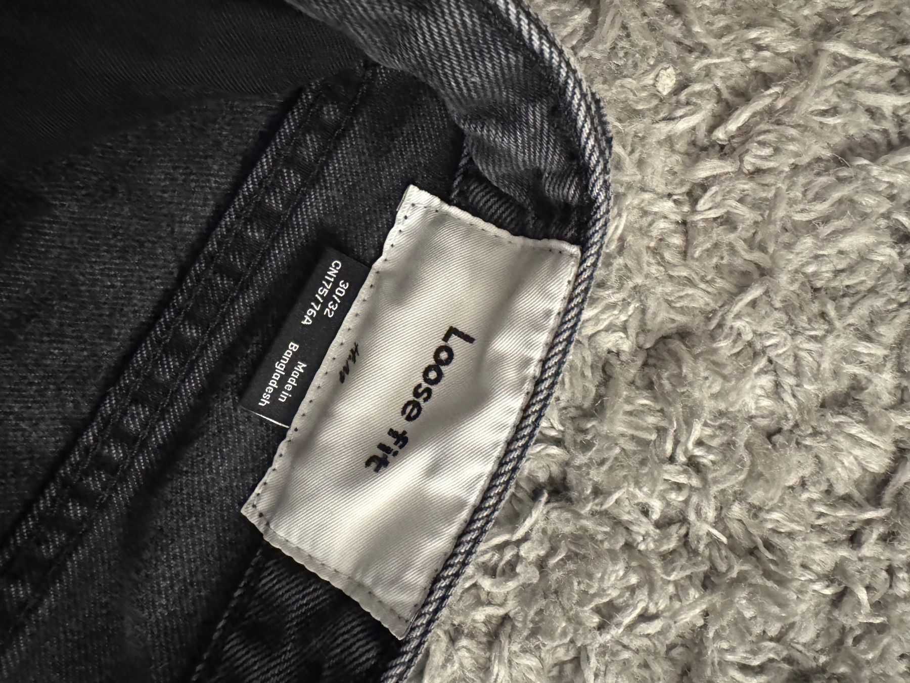 H&M Jeans: H&M Loose Fit Jeans – Nuovo (secondo la descrizione) da Römerswil LU venduto da oli_9hd5 1