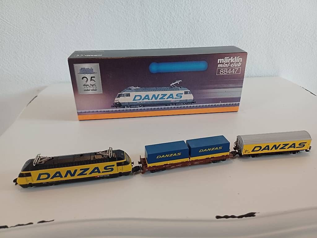 Modelleisenbahnen: Danzas Lock mit Wagen im Set – Gebraucht aus Lützelflüh-Goldb von Samoth71 1