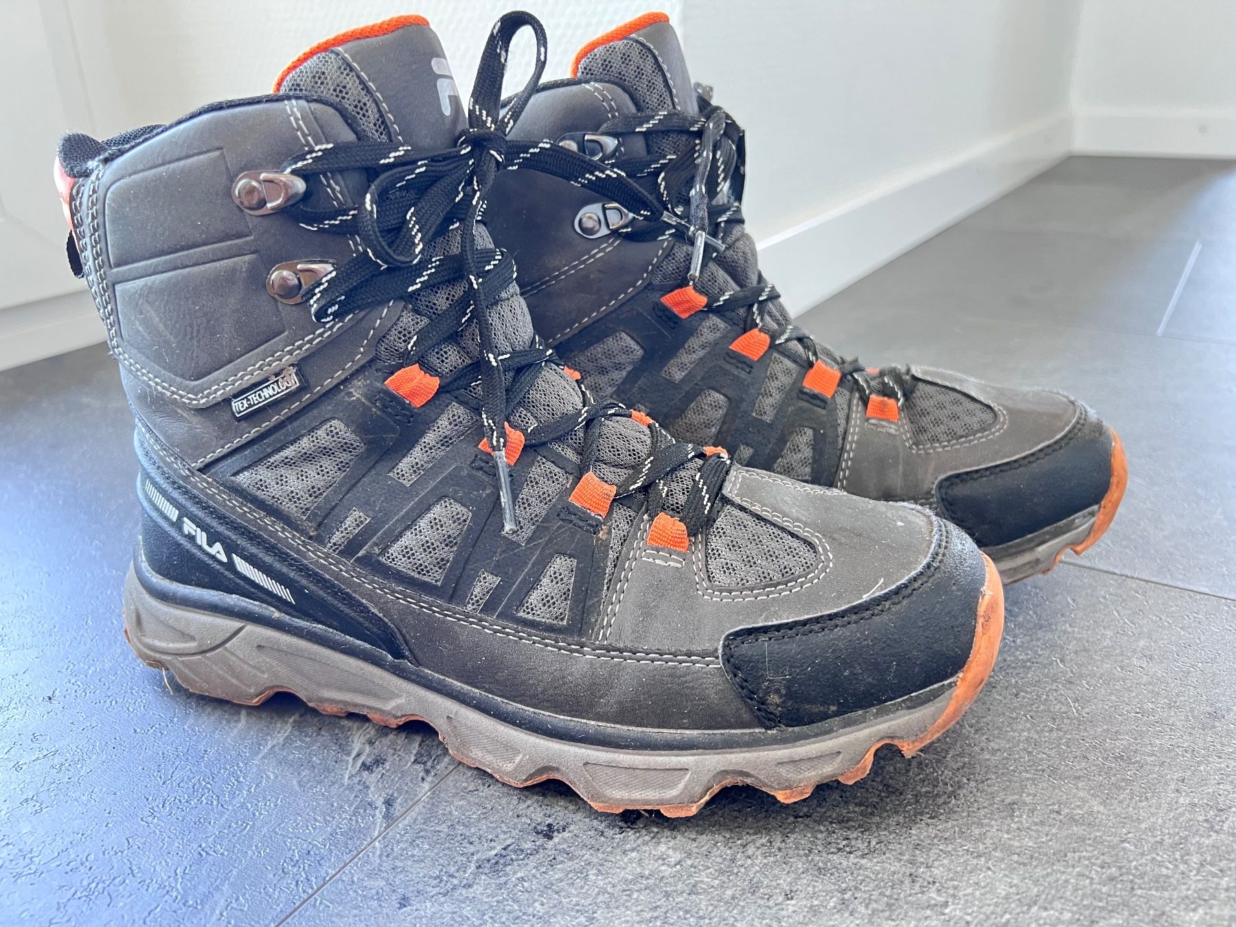 Fila Scarpe per ragazzi: Fila Wanderschuhe , Gr. 38 – Usato da Walzenhausen venduto da Cerna007 1