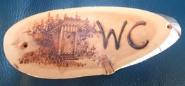 WC Holzschild aus Finnland
