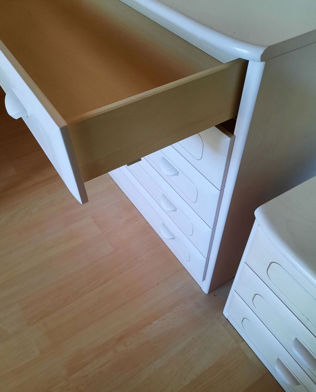 Commodes: Kommode und zwei Nachttischli – D'occasion à Illnau par Flomi75 3