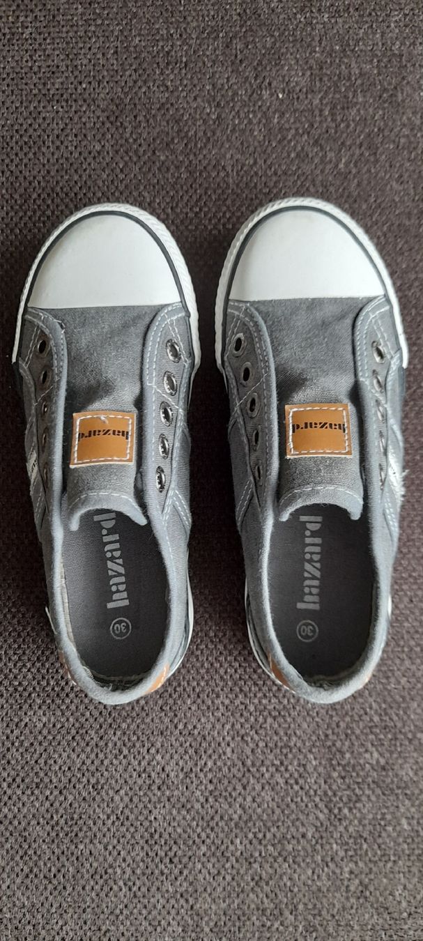 Scarpe per ragazzi: Stoffschuhe Gr.30 – Nuovo (secondo la descrizione) da Sulz AG venduto da Zissi31324