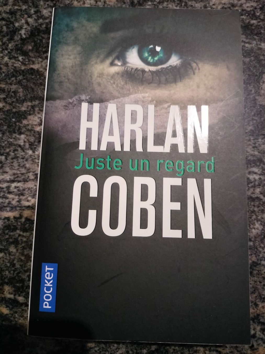 Libri: Juste un regard Par Harlan Coben – Usato da Cortaillod venduto da rozinna