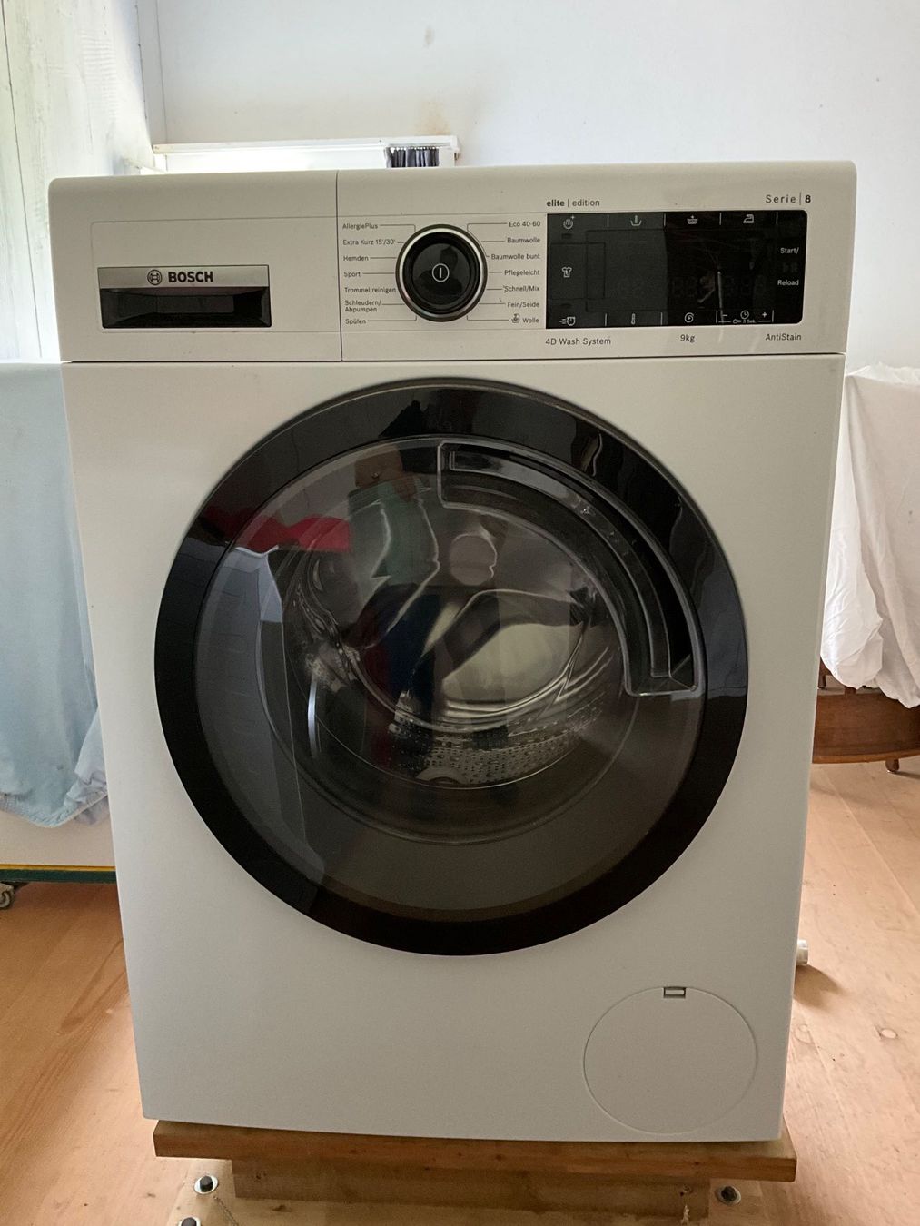 Bosch Lavatrici: Bosch Waschmaschine Frontlader 9kg – Usato da Biel/Bienne venduto da Projektorium