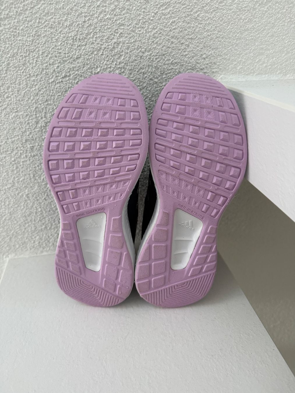 Adidas Scarpe per ragazze: Adidas fille  pointure 28 – Nuovo (secondo la descrizione) da Martigny venduto da Sassa77 5