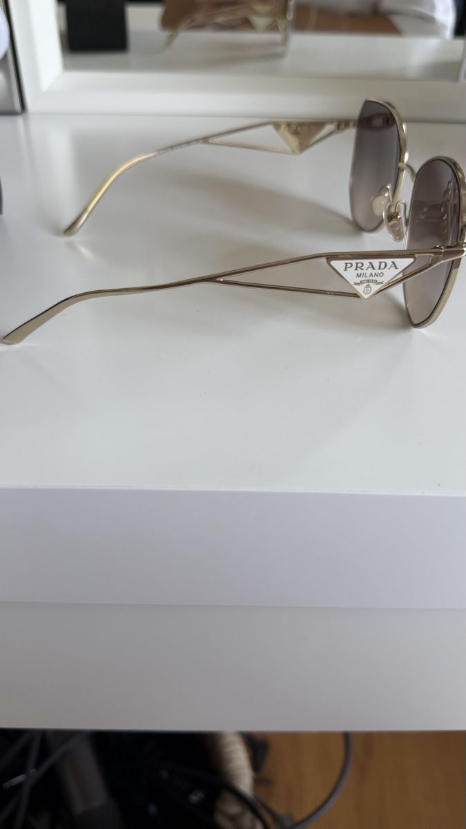 Prada Occhiali & Lenti: Sonnenbrille Prada – Nuovo e nell'imballaggio originale da Bilten venduto da nes_m6bx 1